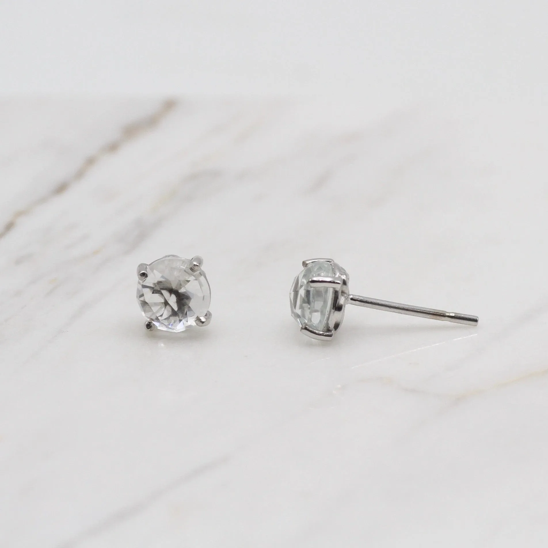 14K White Gold and White Topaz Earring
