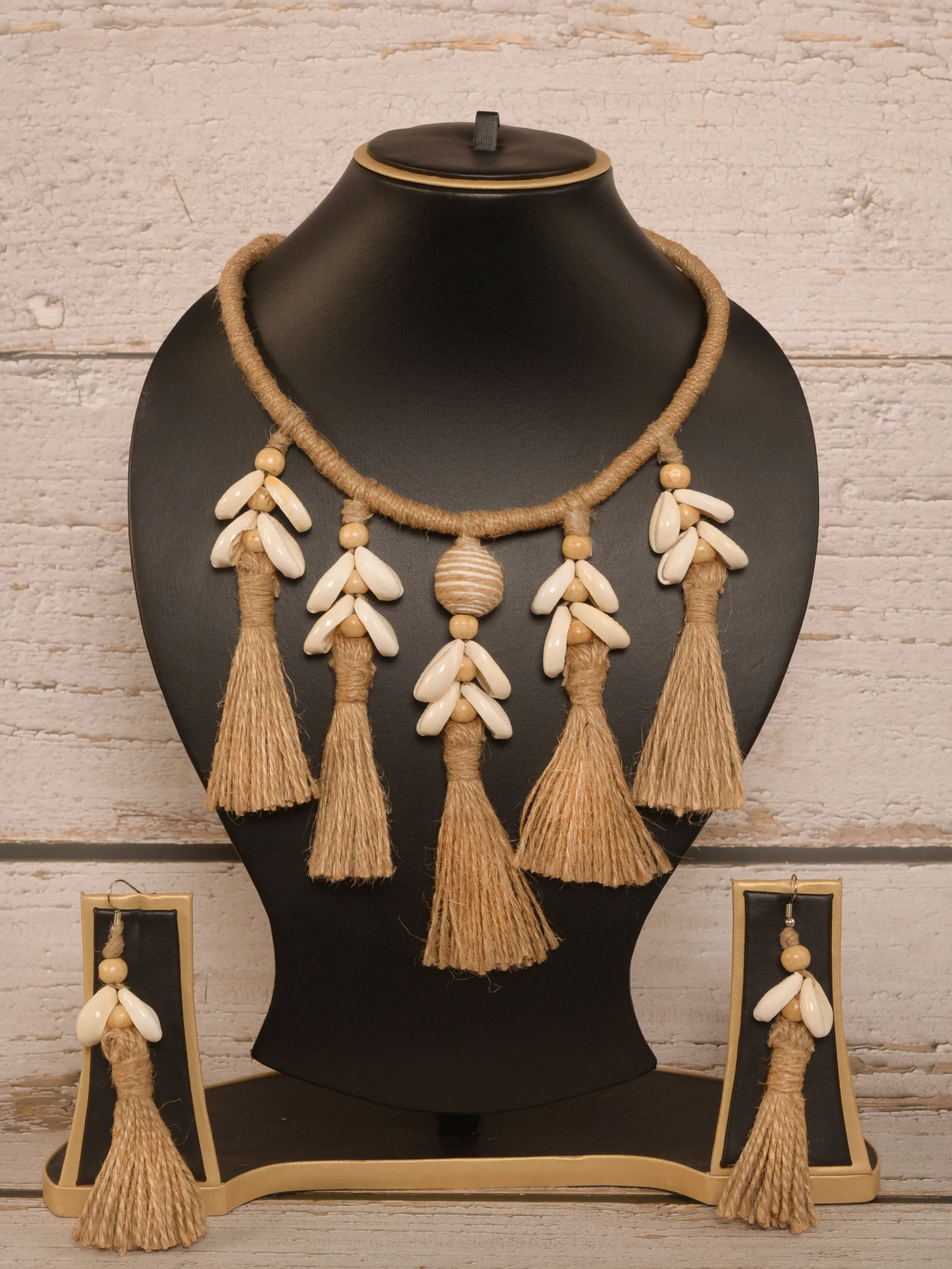 Akshata Jute Necklace & Earrings set