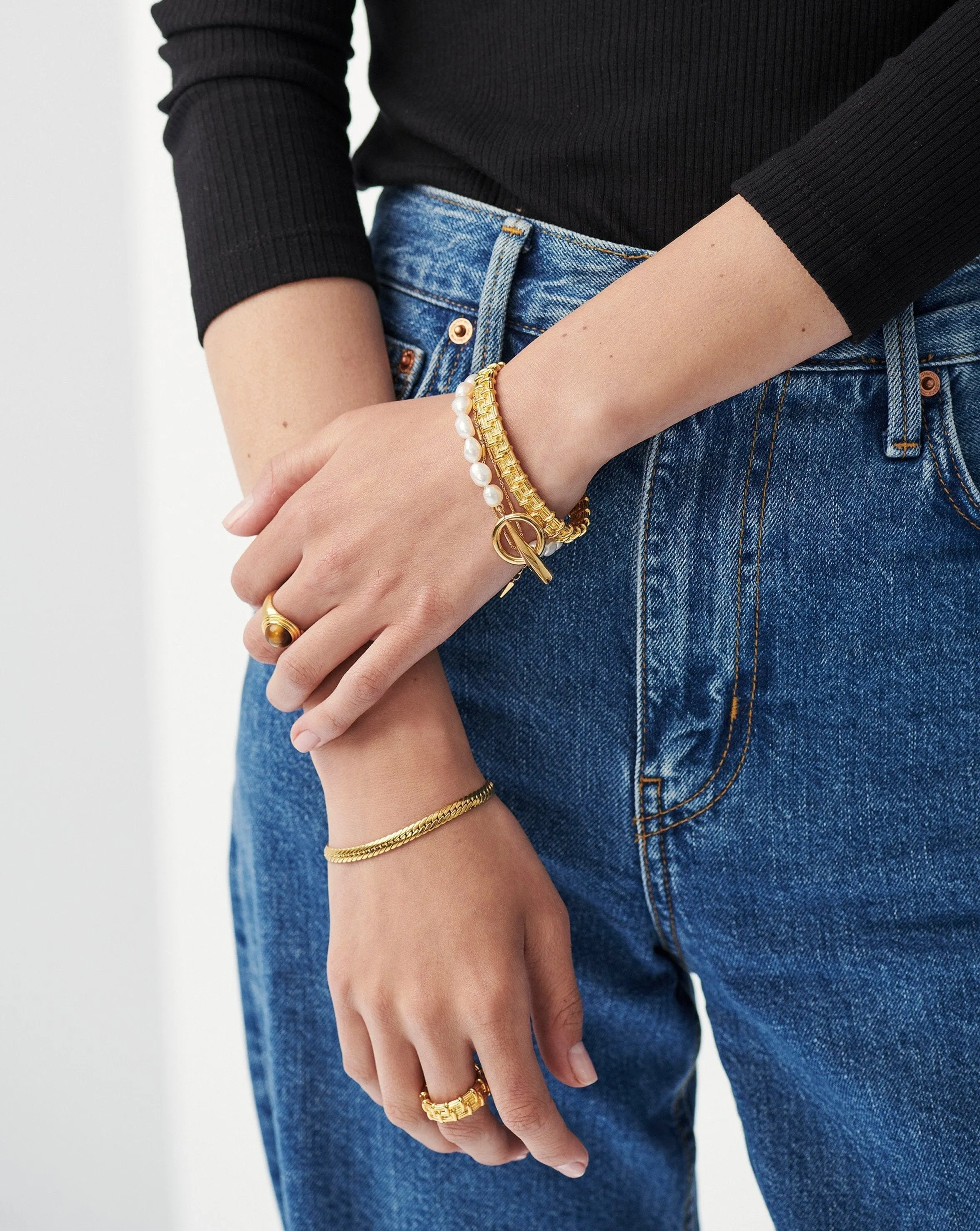 Baroque Pearl Claw T-Bar Bracelet | 18k Gold Vermeil/Pearl
