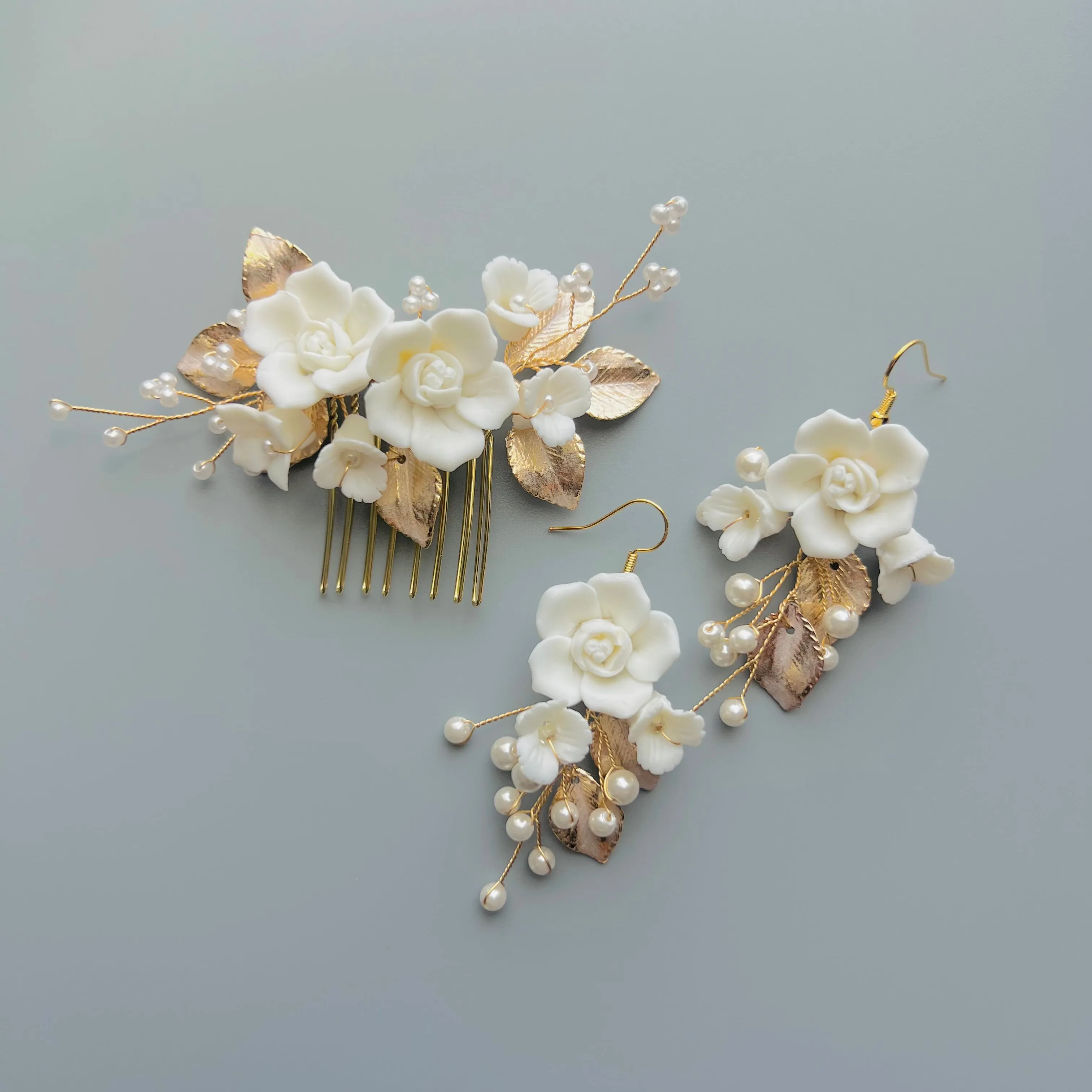 C189.  bridal hair comb and earrings set