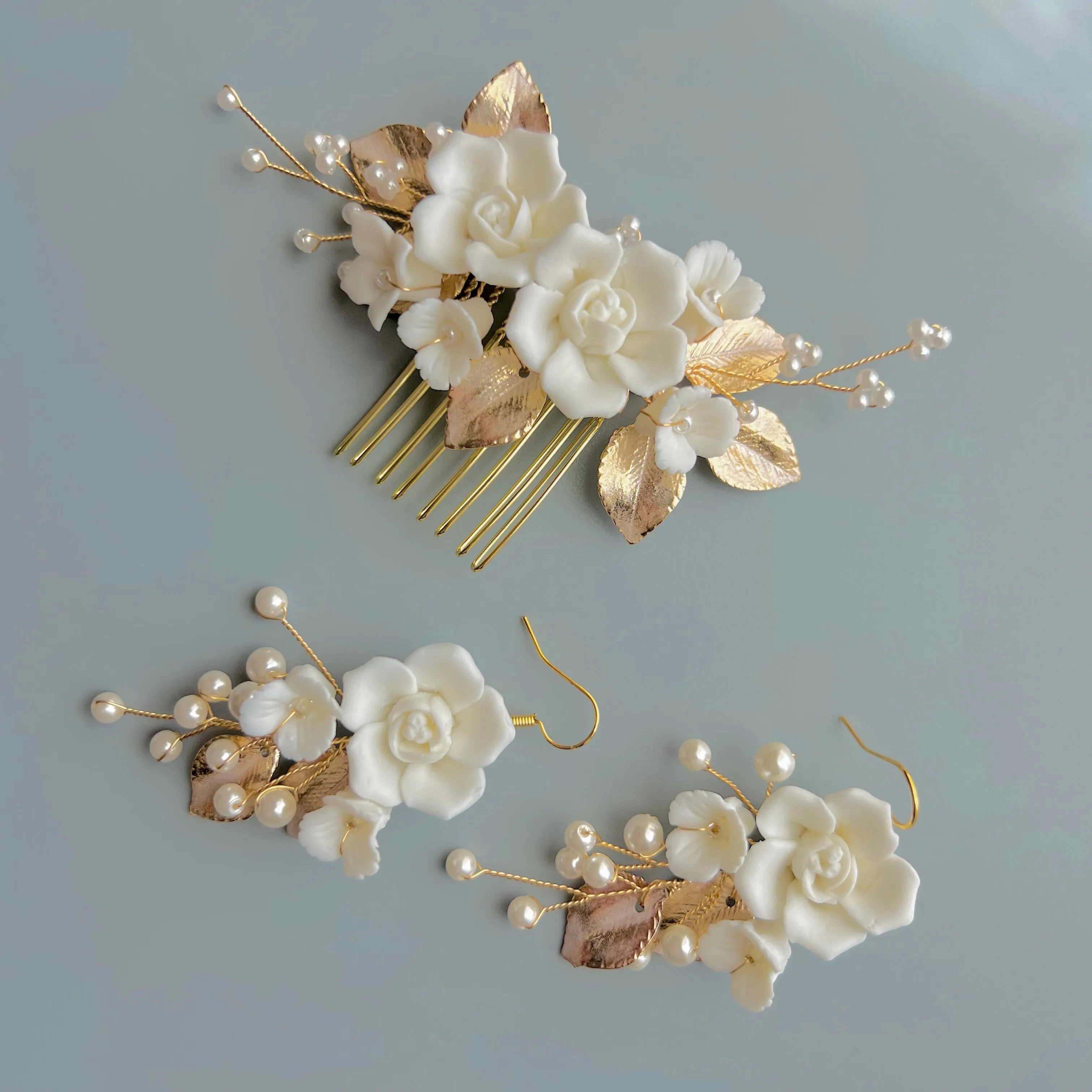 C189.  bridal hair comb and earrings set