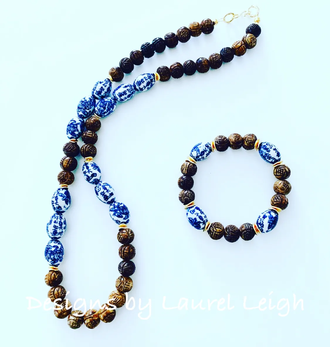 Chinoiserie Brown Carved Horn Bracelet