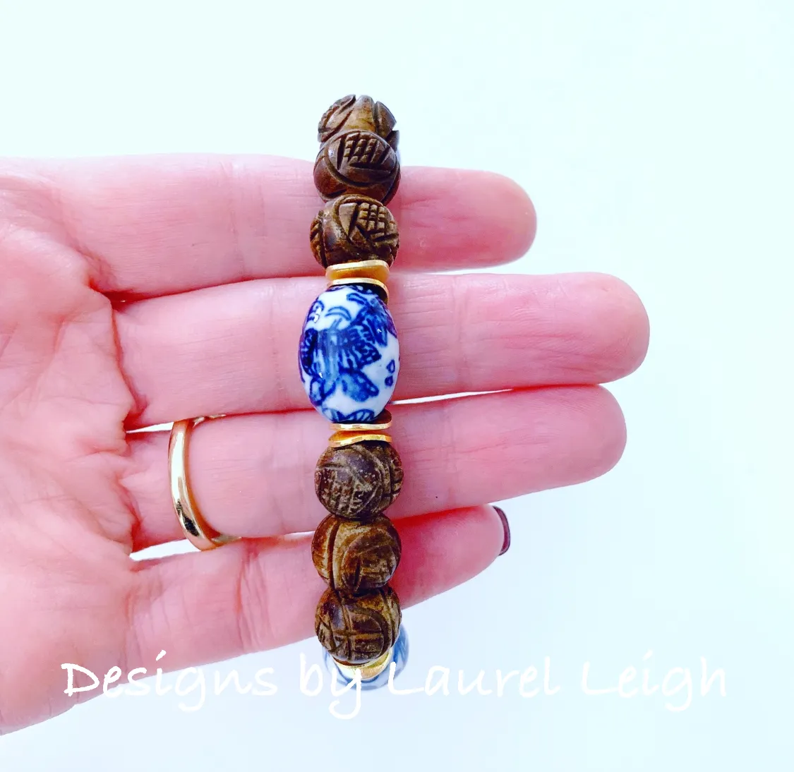 Chinoiserie Brown Carved Horn Bracelet