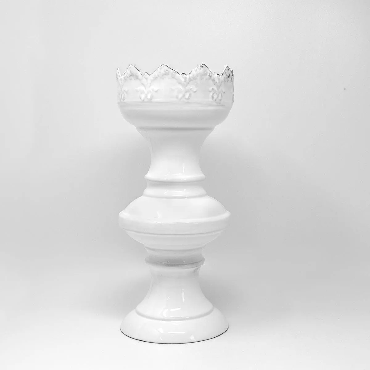 Couronne candle holder on foot