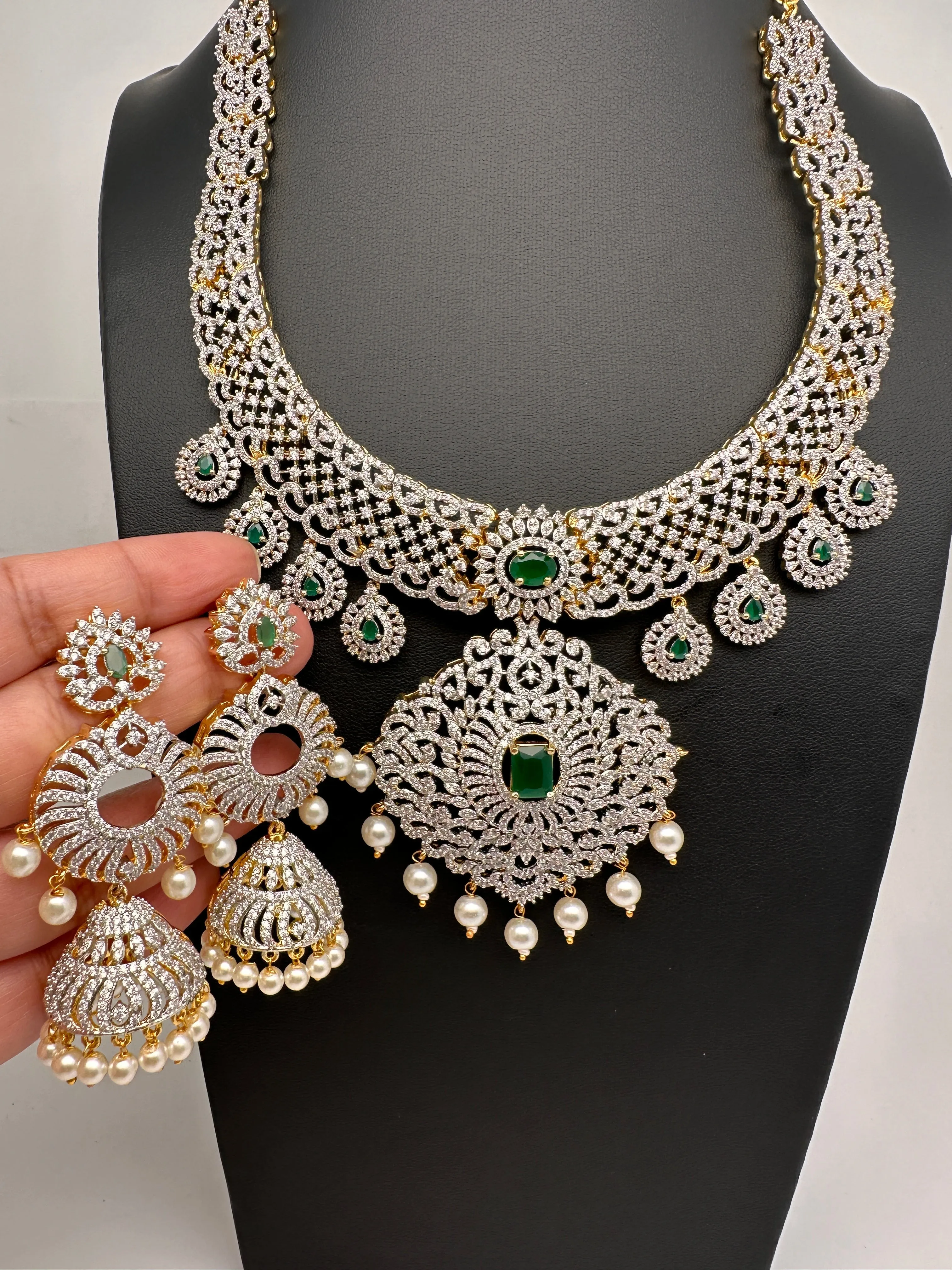 CZ Emerald Green Short Necklace in Diamond Finish