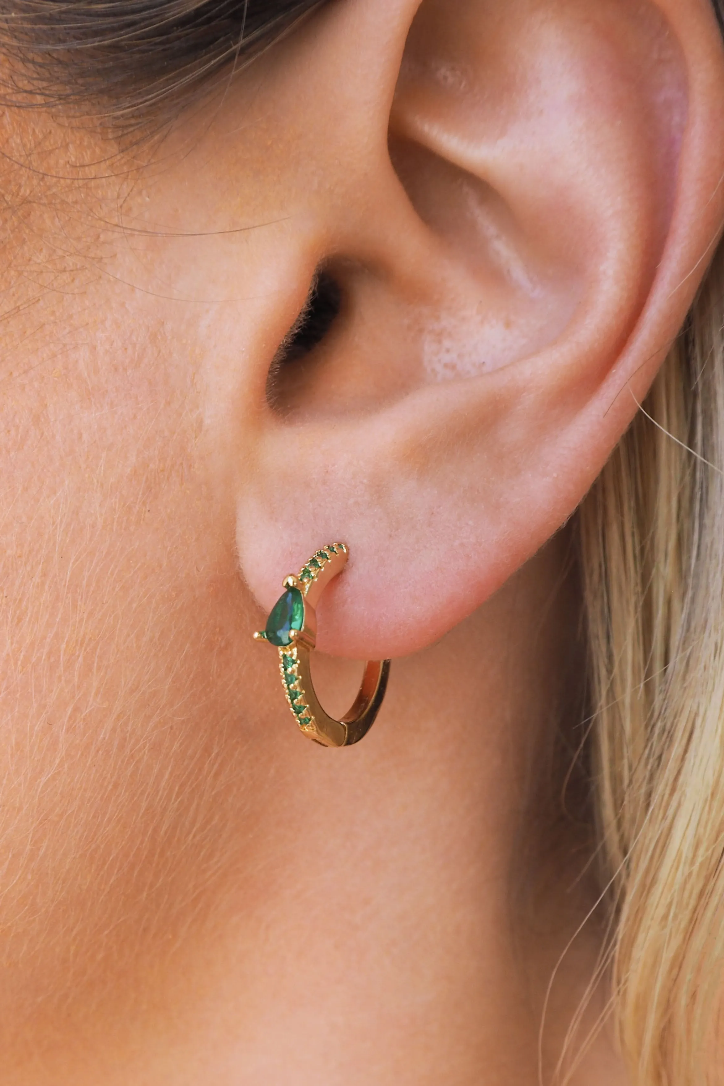 Devina Hoops in Emerald