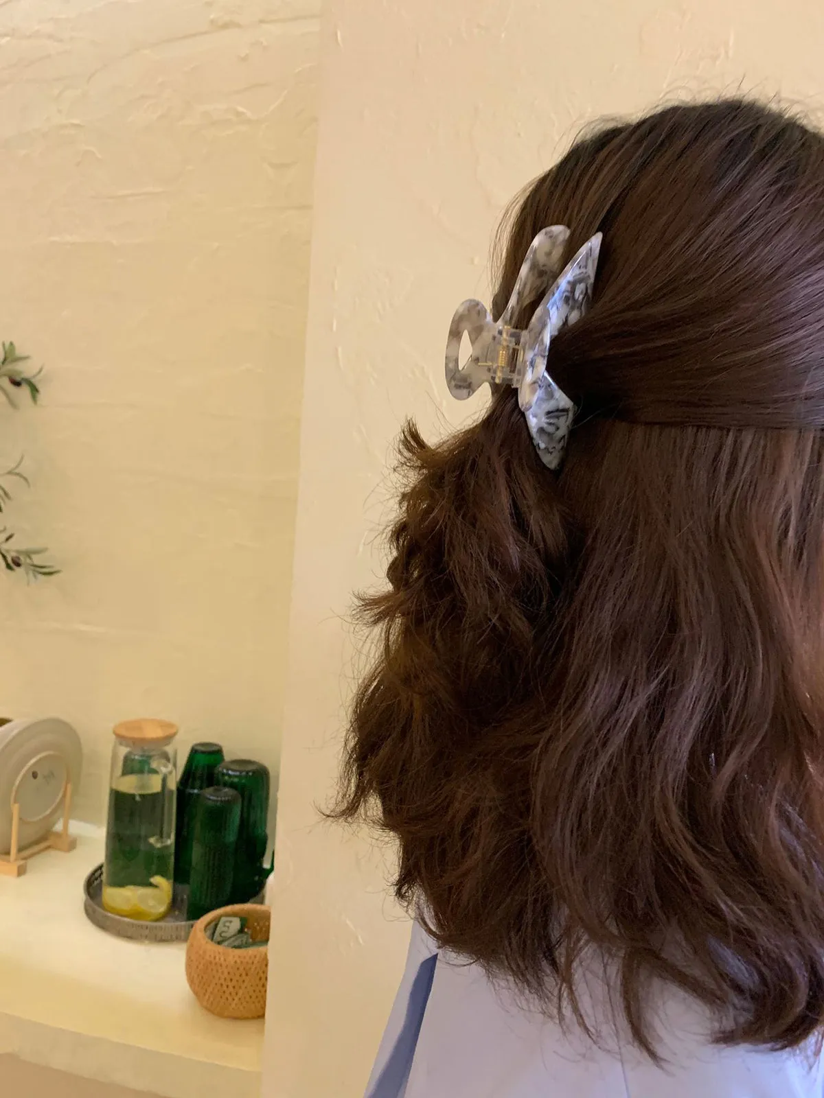 Elegant Acetic Acid Grab Hair Clip