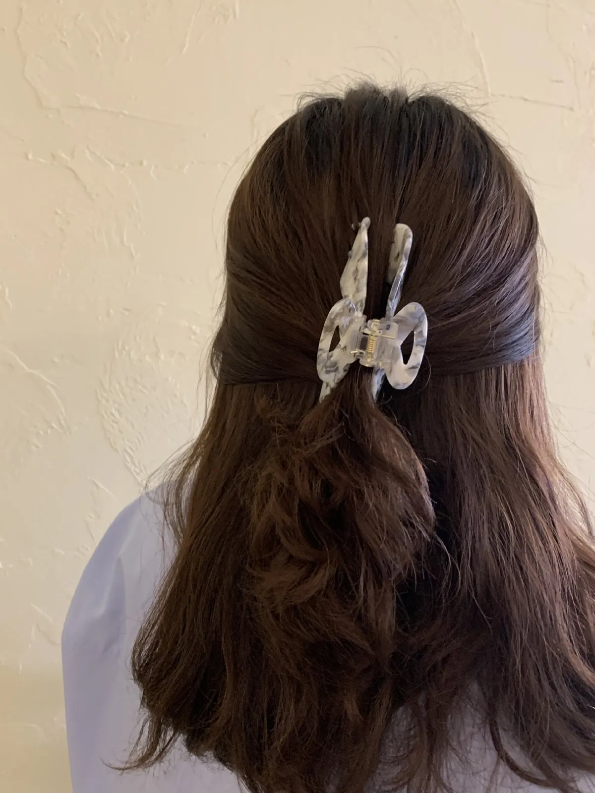 Elegant Acetic Acid Grab Hair Clip