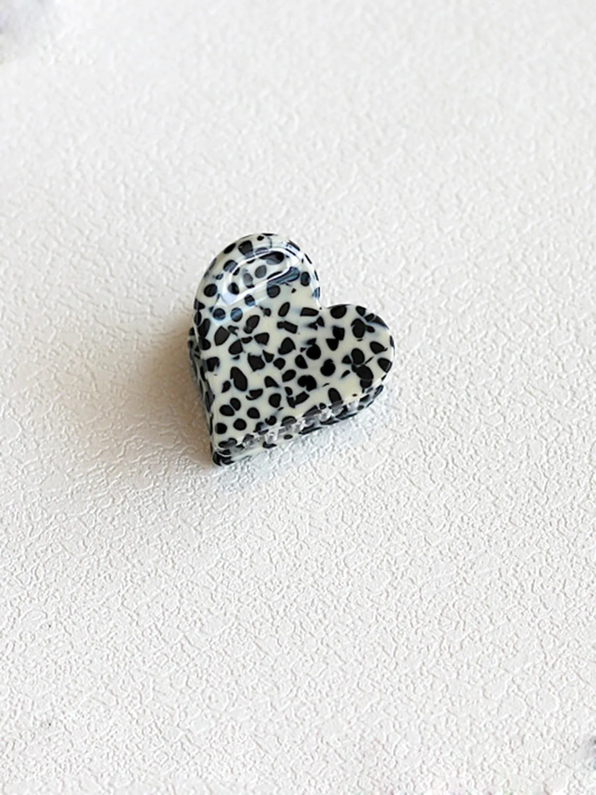 Heart-Shaped Symphony Bangs Chirp Broken Hairpin