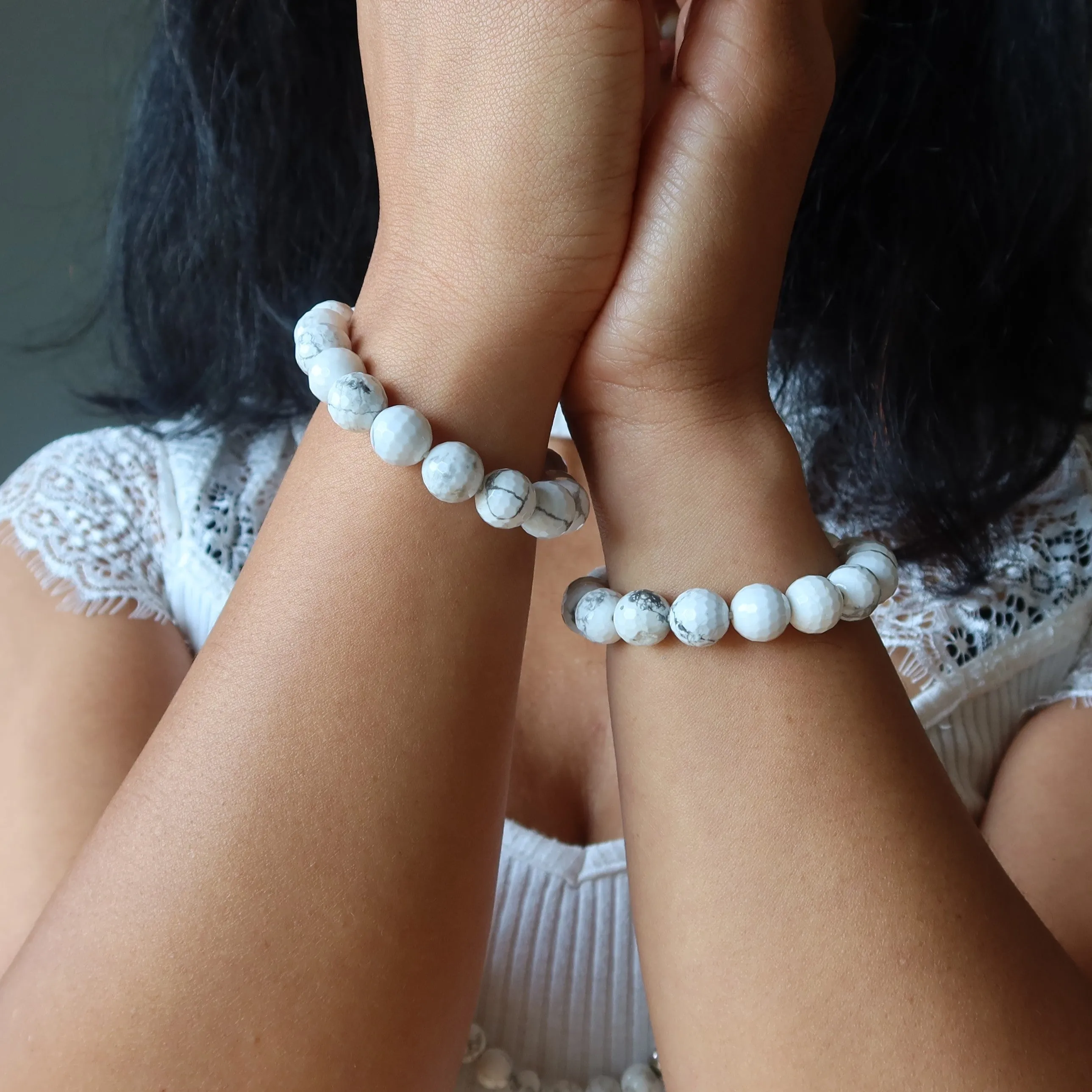 Howlite Bracelet Multi-Faceted Evolution White Gemstone