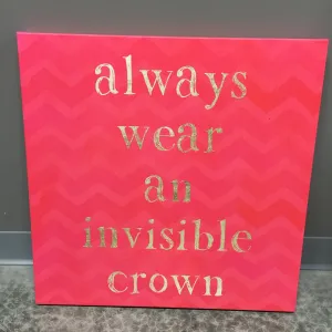INVISIBLE CROWN