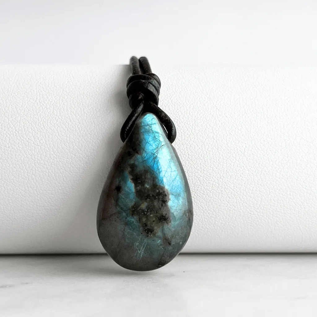 Labradorite Gemstone OOAK Pendant Necklace with Blue Flash