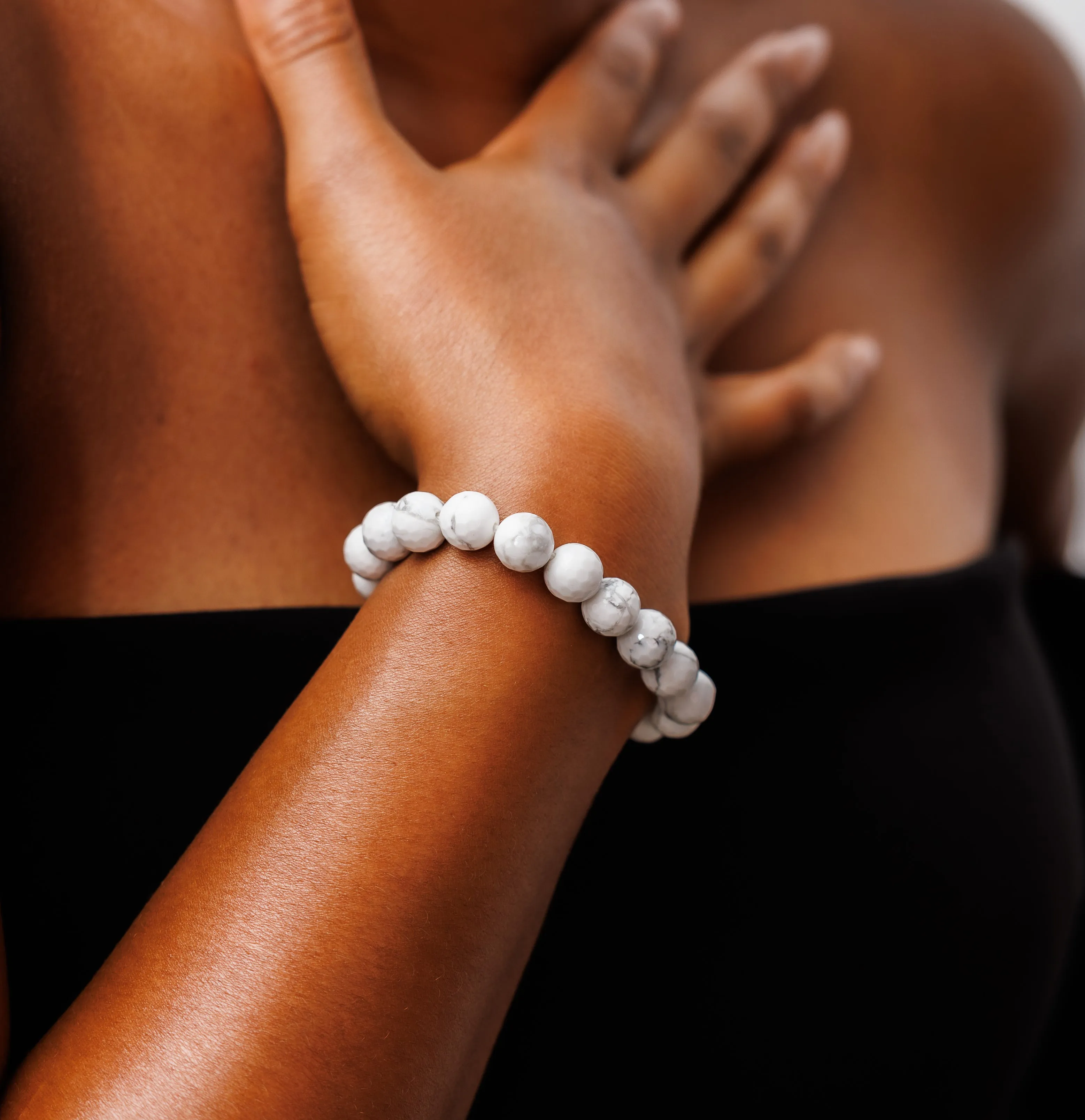 Luxury Faceted Howlite Natural Gemstone Bracelet