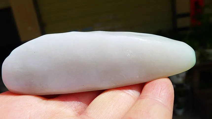 Natural Jade Rough Jadeite Raw (101g,8.8X2.8X2.3cm)