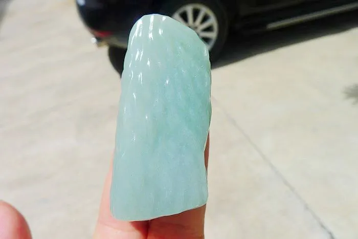 Natural Jade Rough Jadeite Raw 111g