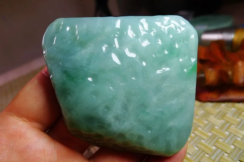 Natural Jade Rough Jadeite Raw (123g,5.7X6X1.45cm)