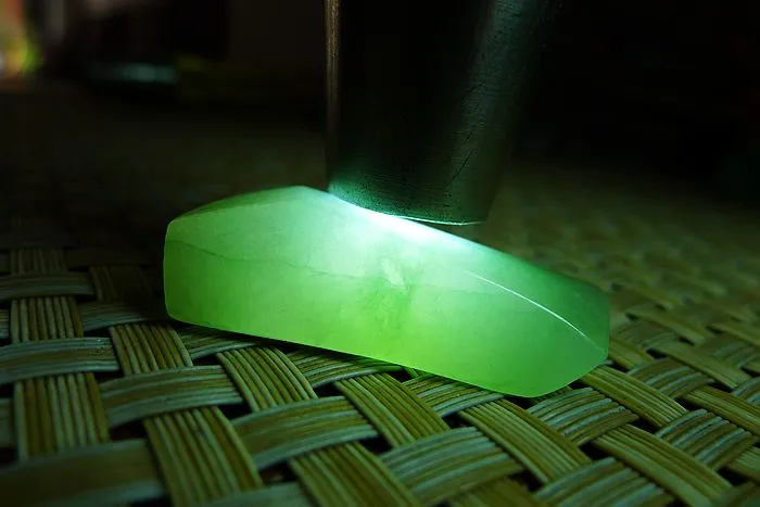 Natural Jade Rough Jadeite Raw (14g,4X1.3X1.2cm)