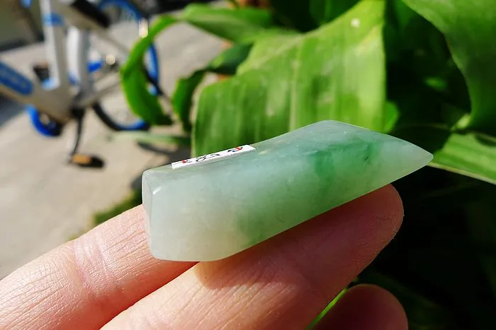 Natural Jade Rough Jadeite Raw (14g,4X1.3X1.2cm)