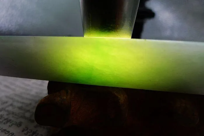 Natural Jade Rough Jadeite Raw (177g,8.4X4.7X1.65cm)