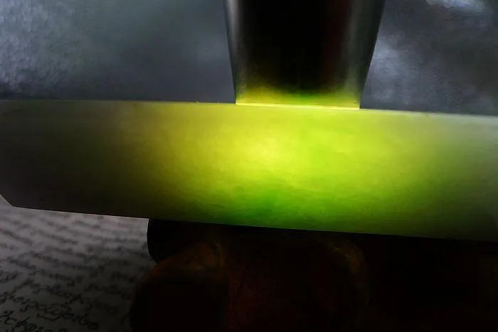 Natural Jade Rough Jadeite Raw (177g,8.4X4.7X1.65cm)