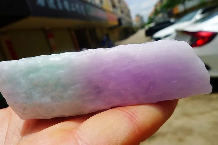 Natural Jade Rough Jadeite Raw (192g,7.4X3.7X2.3cm)