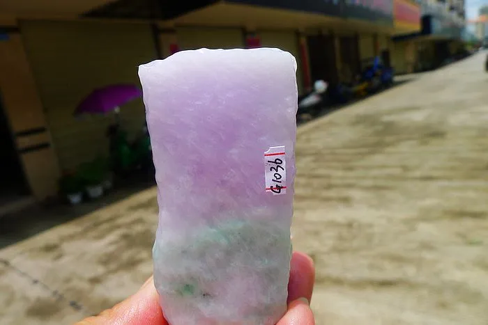 Natural Jade Rough Jadeite Raw (192g,7.4X3.7X2.3cm)