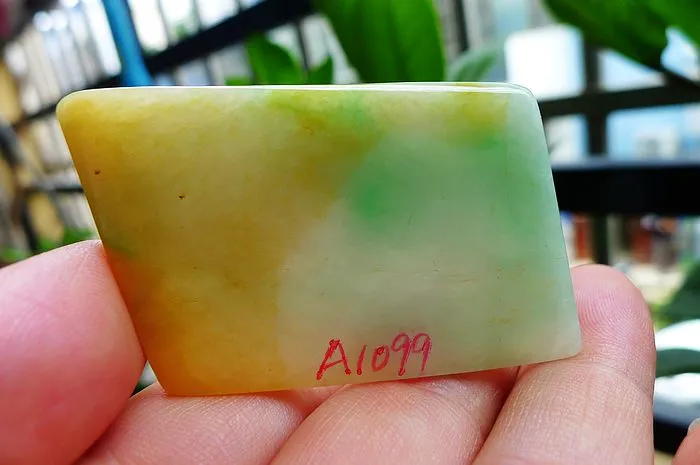 Natural Jade Rough Jadeite Raw (26g,5.2X3.3X0.55cm)