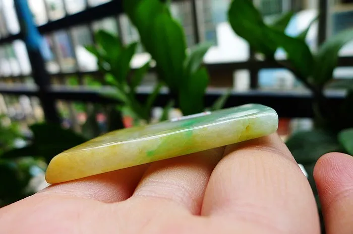 Natural Jade Rough Jadeite Raw (26g,5.2X3.3X0.55cm)