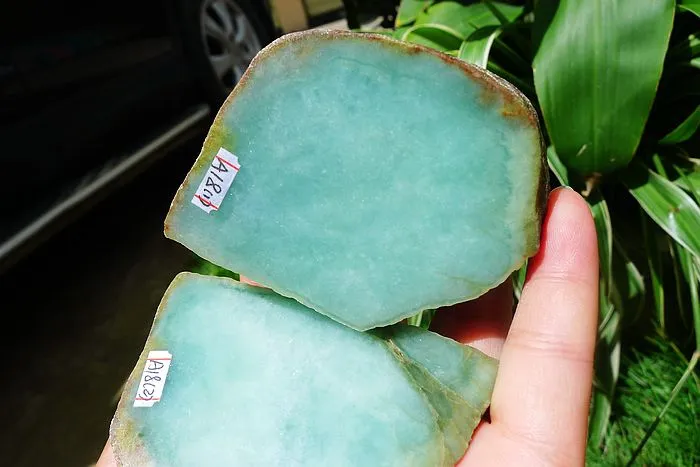 Natural Jade Rough Jadeite Raw 284g