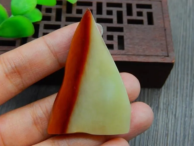 Natural Jade Rough Jadeite Raw (31g, 50X30X10mm)