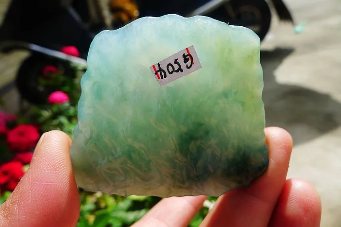 Natural Jade Rough Jadeite Raw (49g,5.5X4.7X1.1cm)