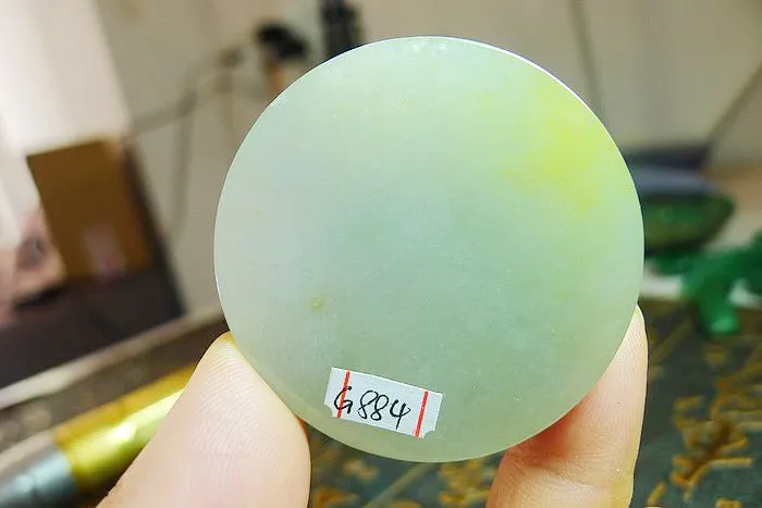 Natural Jade Rough Jadeite Raw (54g,4.5X4.5X0.95cm)