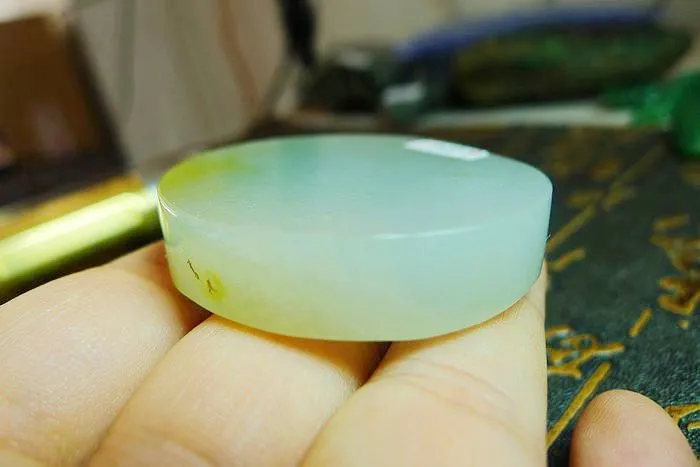 Natural Jade Rough Jadeite Raw (54g,4.5X4.5X0.95cm)