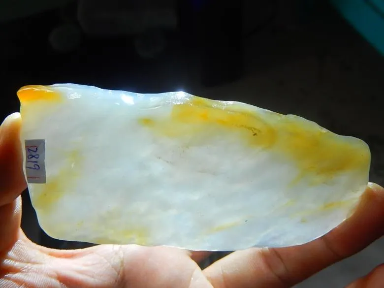 Natural Jade Rough Jadeite Raw (66g, 98X43X8.9mm)