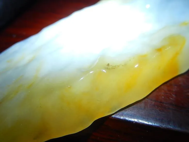 Natural Jade Rough Jadeite Raw (66g, 98X43X8.9mm)