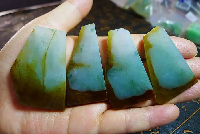 Natural Jade Rough Jadeite Raw 75g