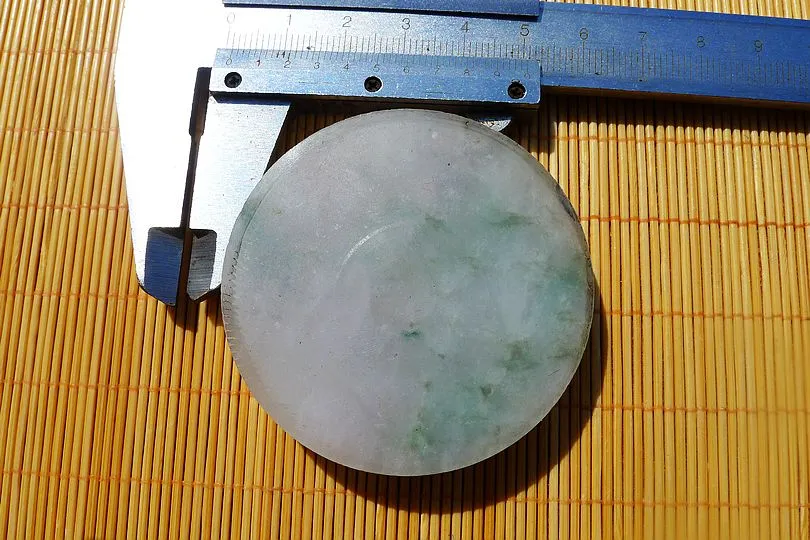 Natural Jade Rough Jadeite Raw (81g,5.5X5.5X1cm)
