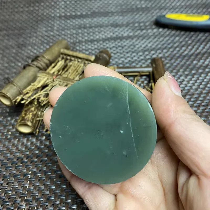 Natural Kunlun Jade Rough Nephrite Raw (104g,5.5X1.5cm)