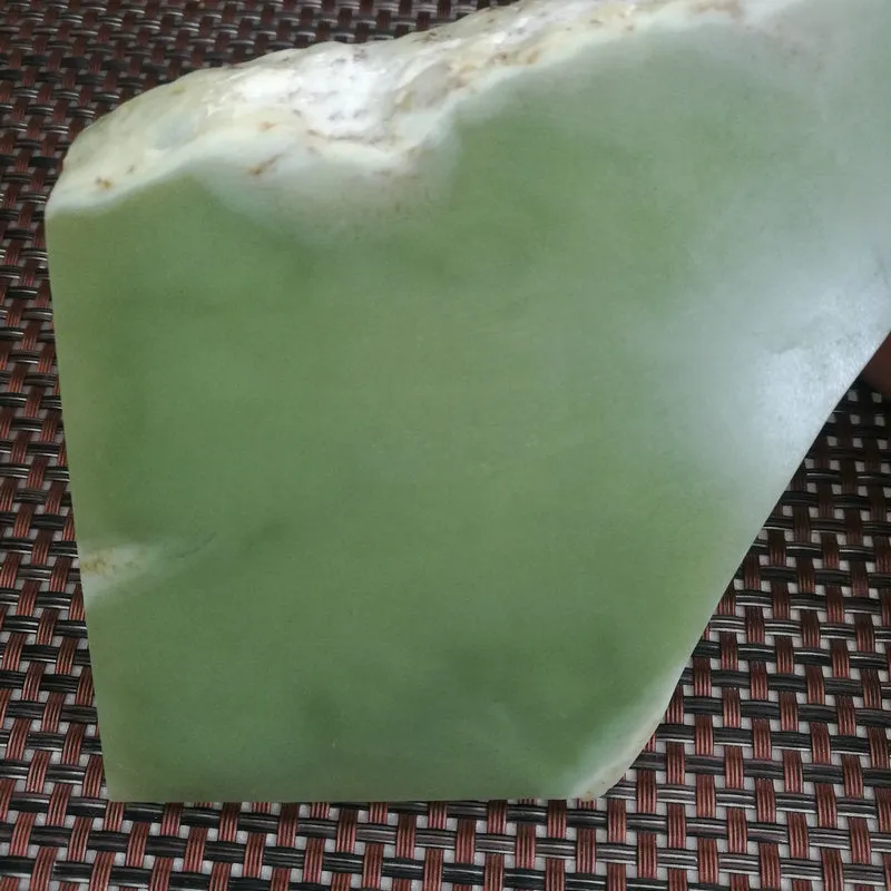 Natural Kunlun Jade Rough Nephrite Raw (11X7.5X1.5cm)