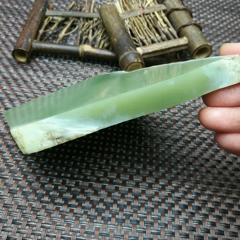 Natural Kunlun Jade Rough Nephrite Raw (11X7.5X1.5cm)