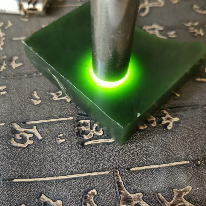 Natural Kunlun Jade Rough Nephrite Raw (166g, 6.2X4.5X1.8cm)
