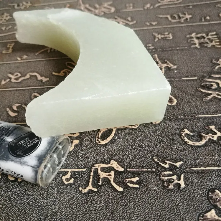 Natural Kunlun Jade Rough Nephrite Raw (182g, 8.3X3X2cm)