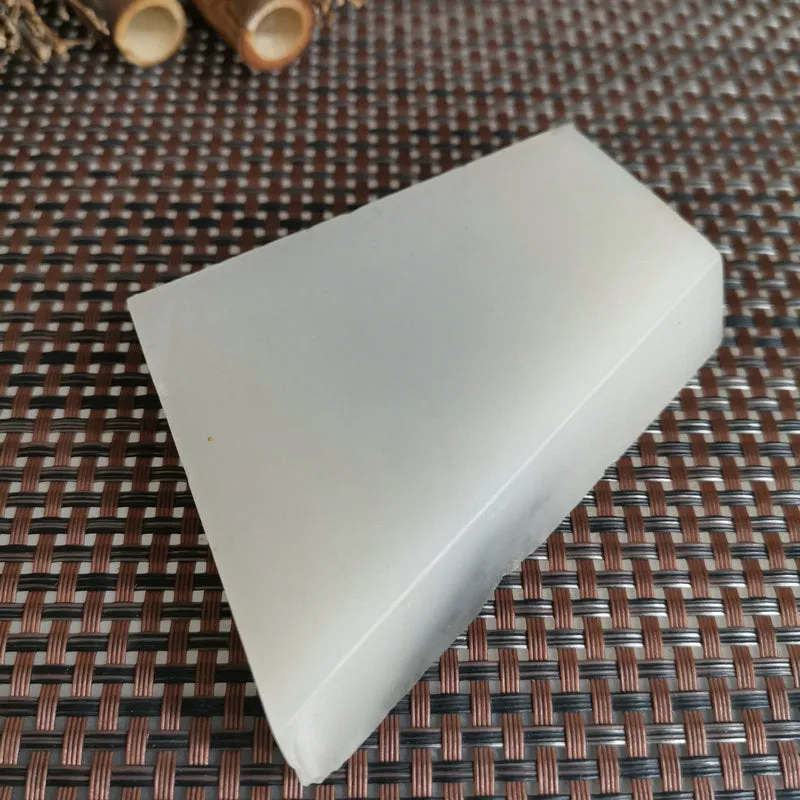 Natural Kunlun Jade Rough Nephrite Raw (222g,8X6.5X1.7cm)