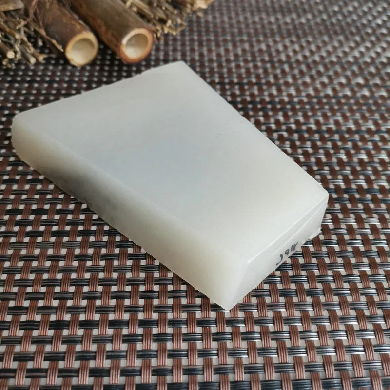Natural Kunlun Jade Rough Nephrite Raw (222g,8X6.5X1.7cm)