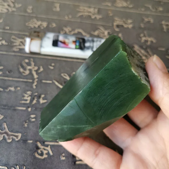 Natural Kunlun Jade Rough Nephrite Raw (232g, 6.8X3.5X2.8cm)