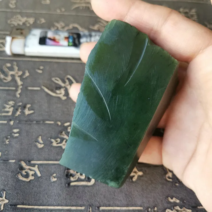 Natural Kunlun Jade Rough Nephrite Raw (232g, 6.8X3.5X2.8cm)