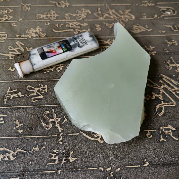Natural Kunlun Jade Rough Nephrite Raw (264g, 7.5X6.5X1.7cm)