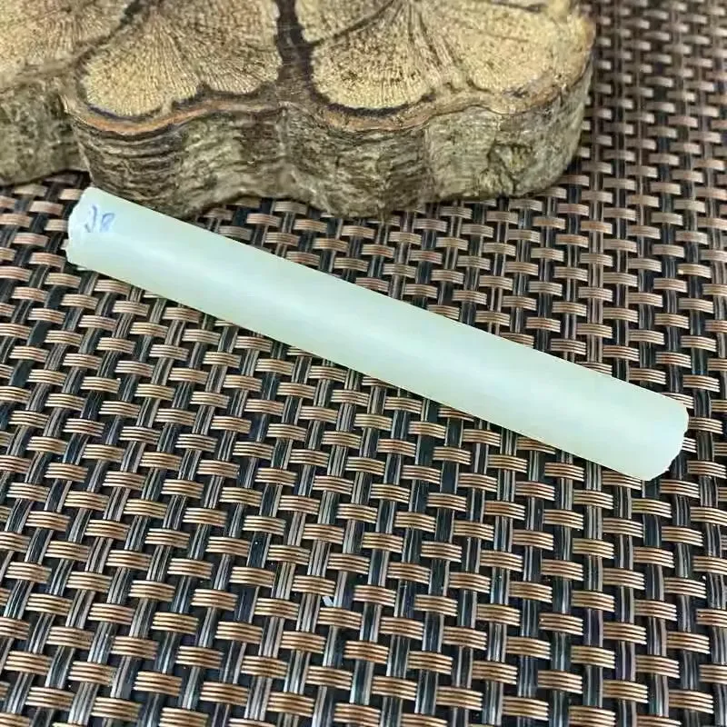 Natural Kunlun Jade Rough Nephrite Raw (36g,9.7X1.2cm)