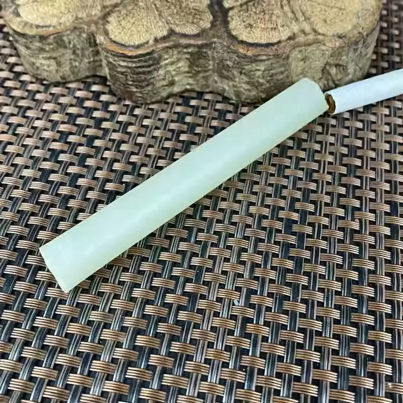 Natural Kunlun Jade Rough Nephrite Raw (36g,9.7X1.2cm)