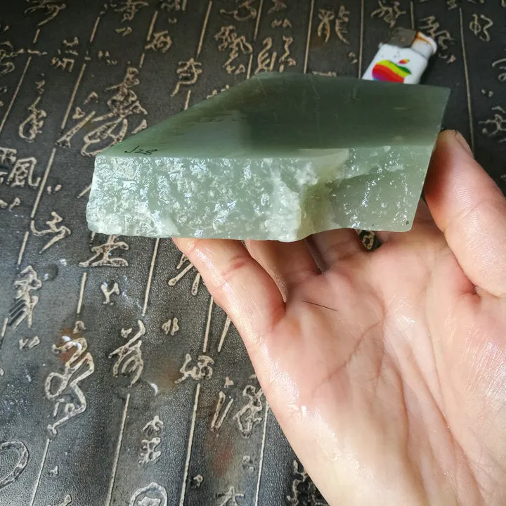 Natural Kunlun Jade Rough Nephrite Raw (499g, 9.5X8X1.9cm)